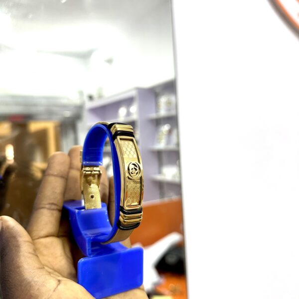 Handchain clip