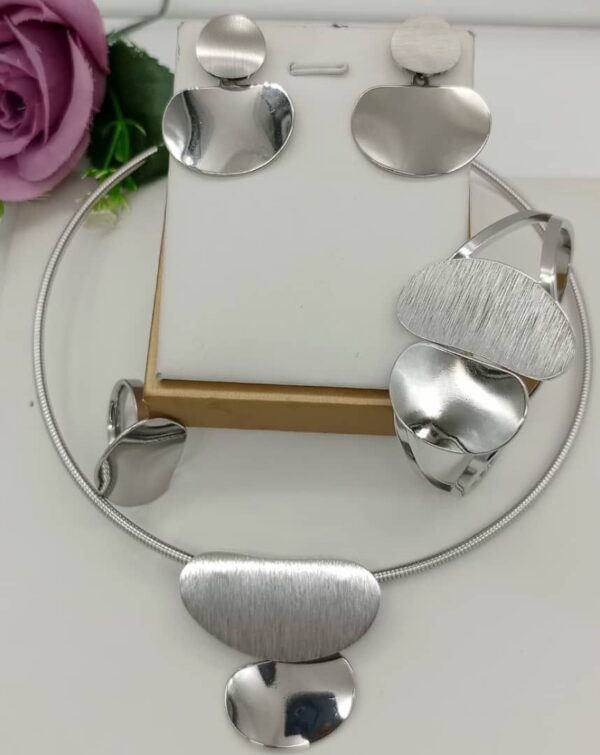 Stainless steel set 06