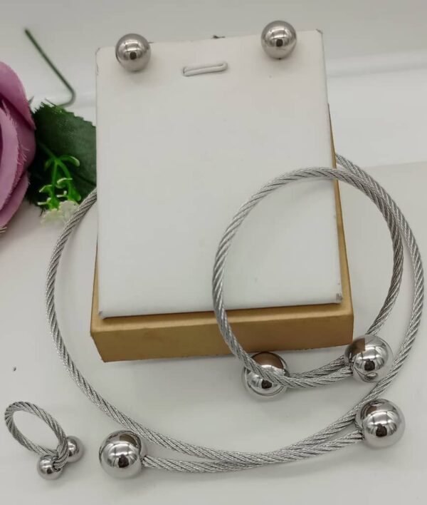 Stainless steel set 09