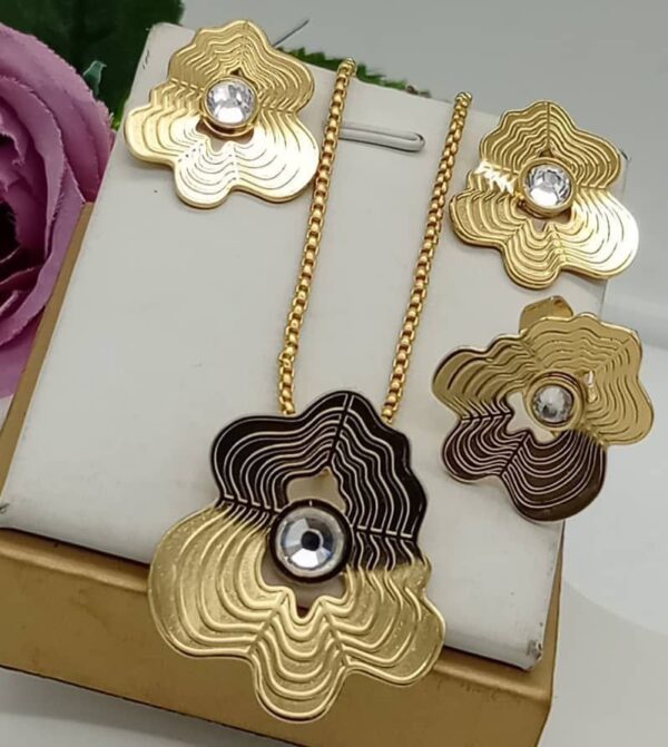 Stainless steel set 10
