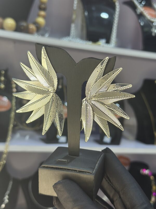 Leaf Earing