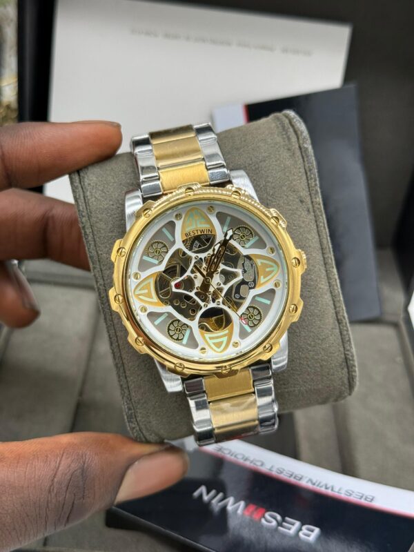 Best Win wristwatch