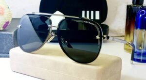 Maybach sunshades