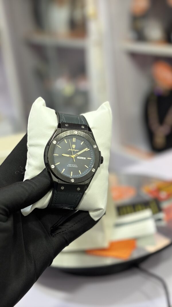 img_7850 Leather wristwatch