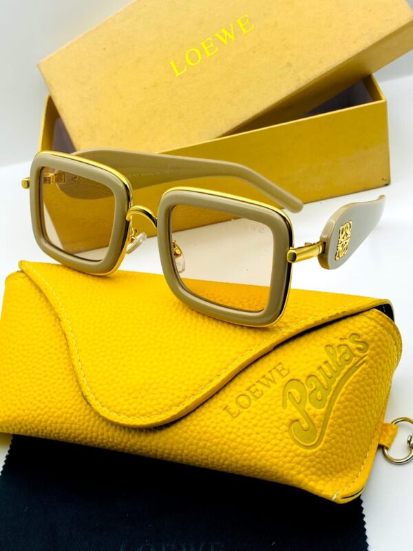 Eyes sunglasses