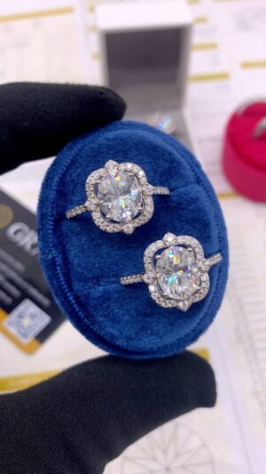 Ring for her