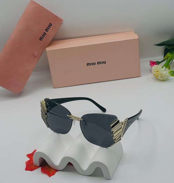 Abike sunnies