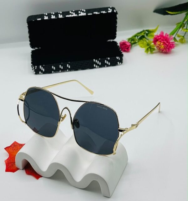 Ajoke sunnies